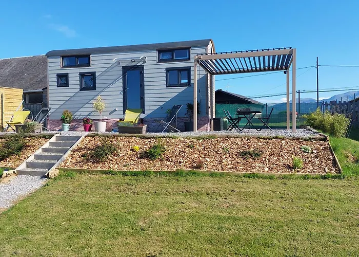 La Caseta Chalé Tilhouse